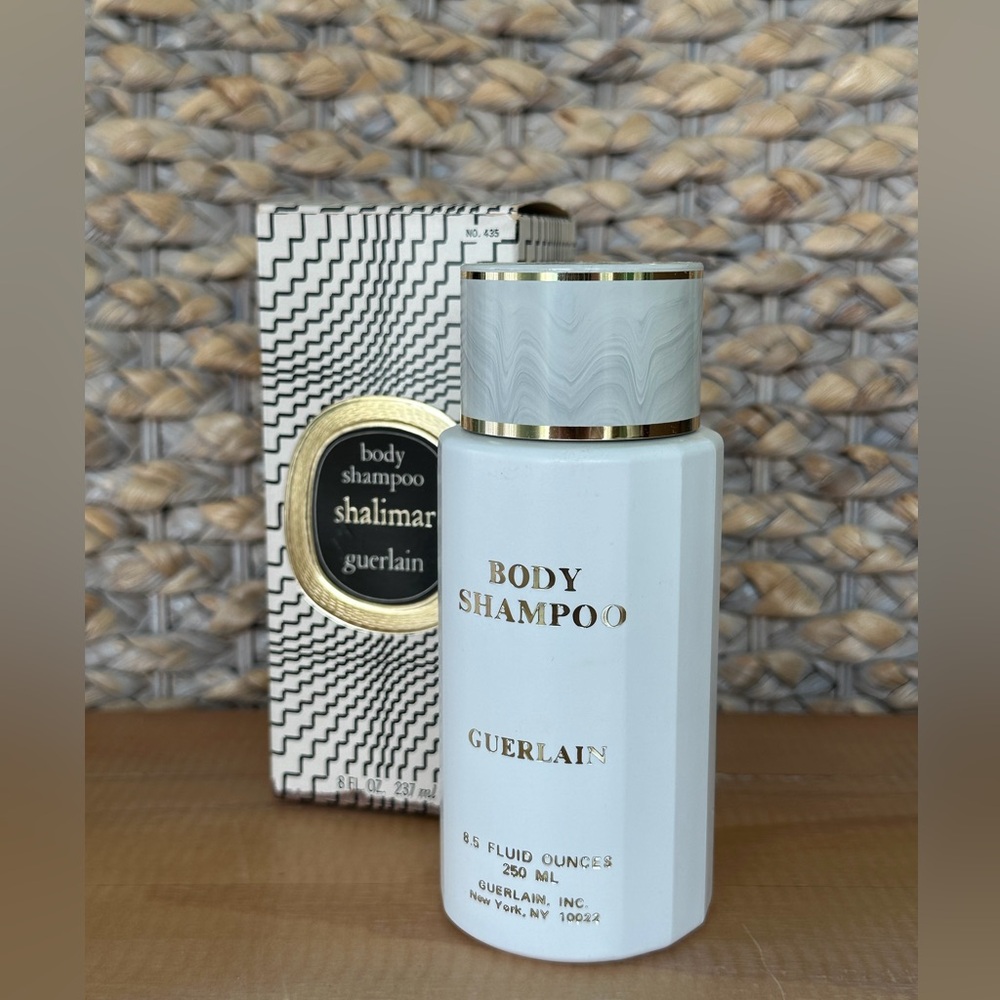VINTAGE SHALIMAR BY GUERLAIN 8oz BODY SHAMPOO No. 435 NOS